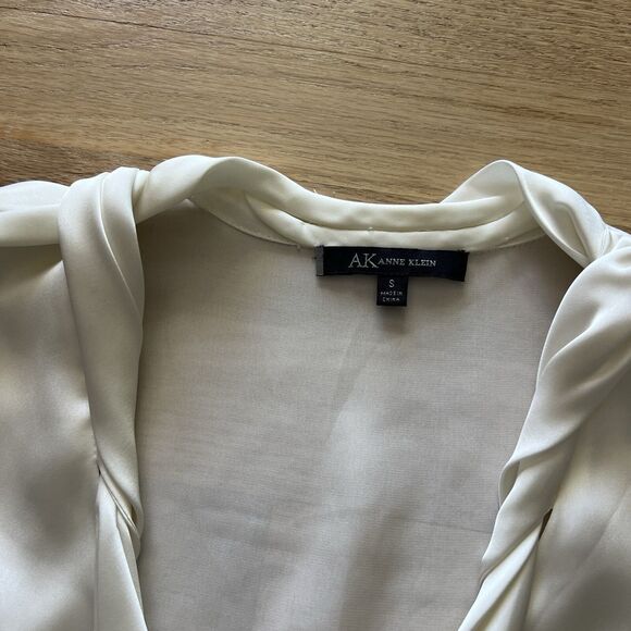 Anne Klein cream neutral Silky rolled neck Tie Blouse Size small business work - Picture 8 of 13